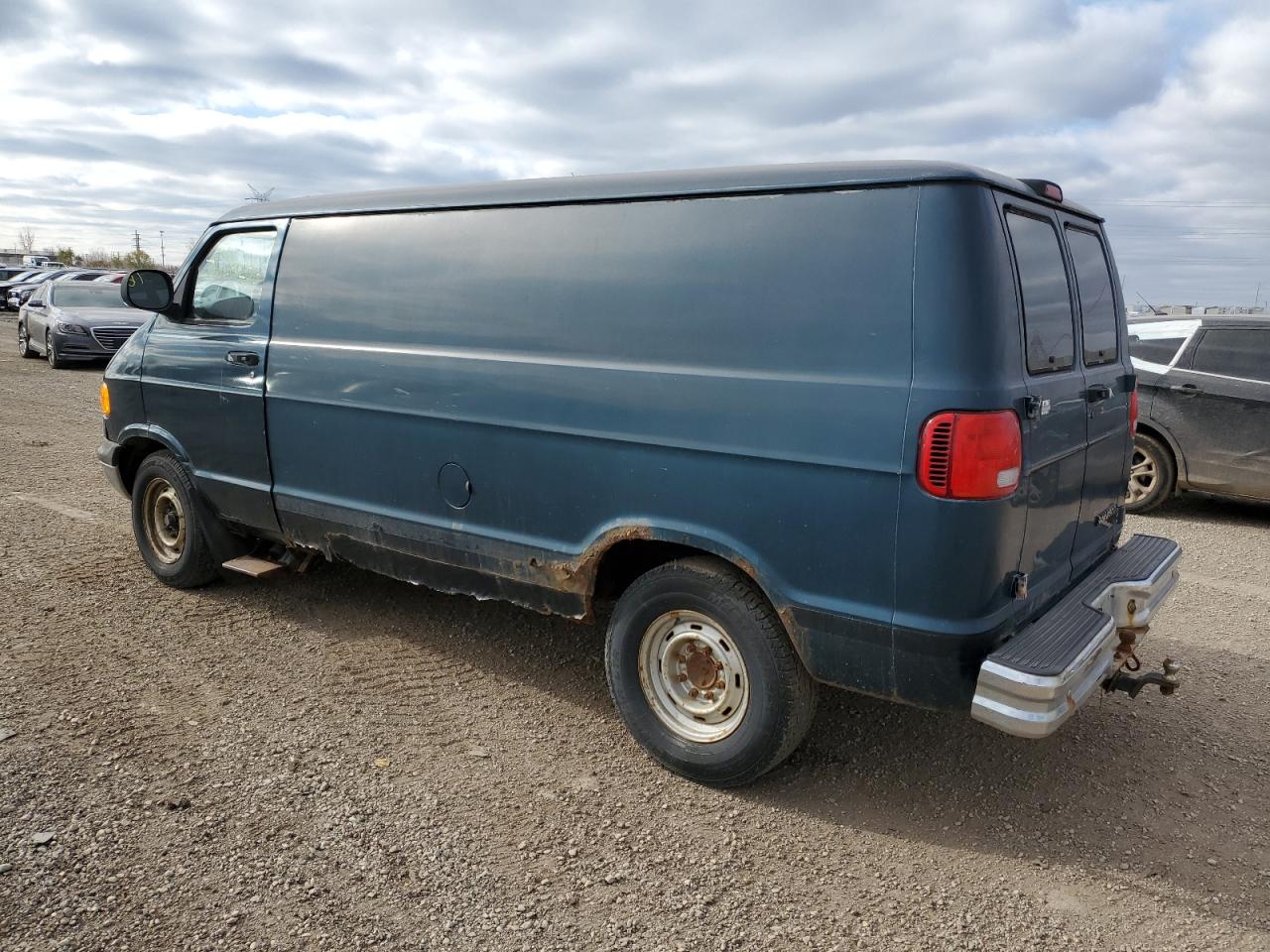 Изображение 2 2001 DODGE RAM VAN B2500 2001 с VIN 2B7JB21ZX1K510167