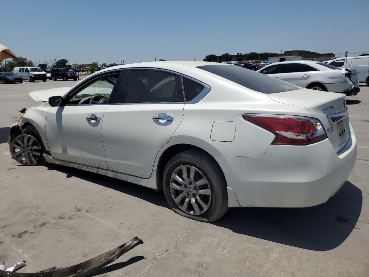 Изображение 2 2015 NISSAN ALTIMA 2.5 2015 с VIN 1N4AL3AP5FN899416