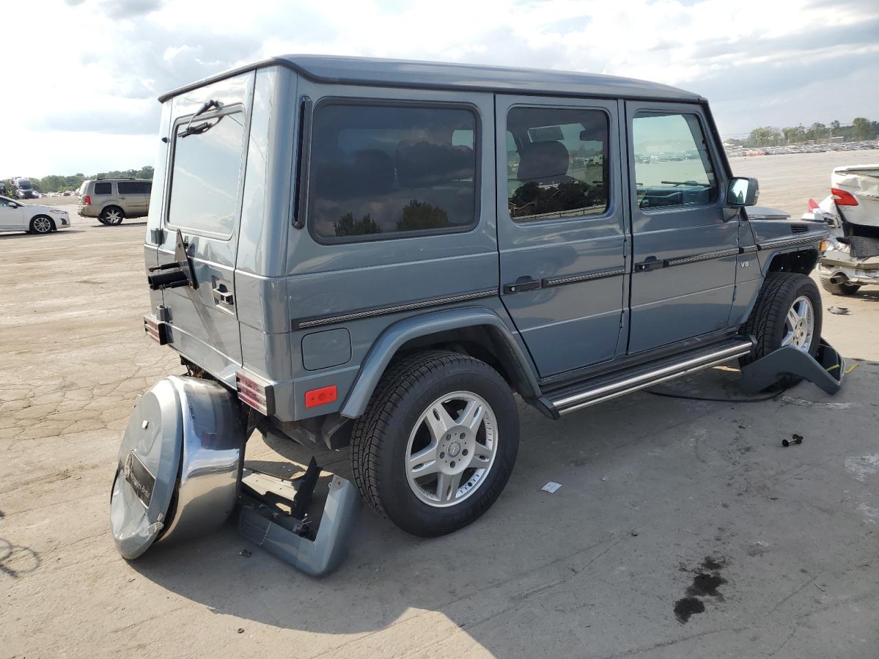 Image 3 of 2004 MERCEDES-BENZ G 500 2004 with VIN WDCYR49E84X147415