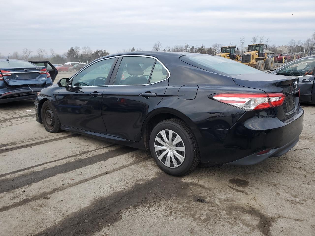 Image 2 of 2018 TOYOTA CAMRY L 2018 with VIN 4T1B11HK7JU041863