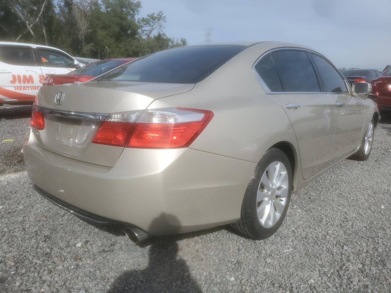 Изображение 3 2013 HONDA ACCORD EX 2013 с VIN 1HGCR2F71DA238606