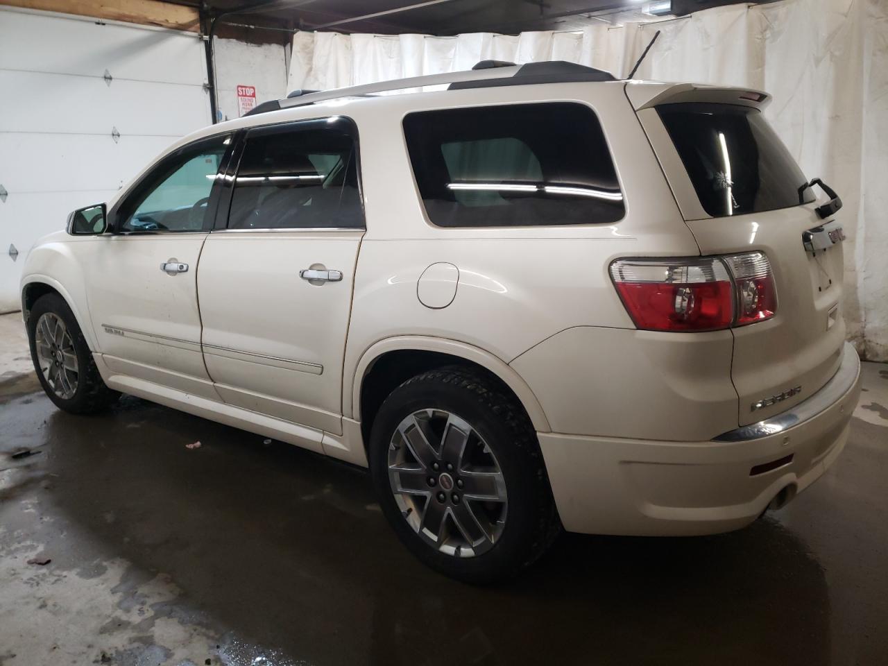 Изображение 2 Gmc Acadia Denali 2011 с VIN 1GKKVTED8BJ392069