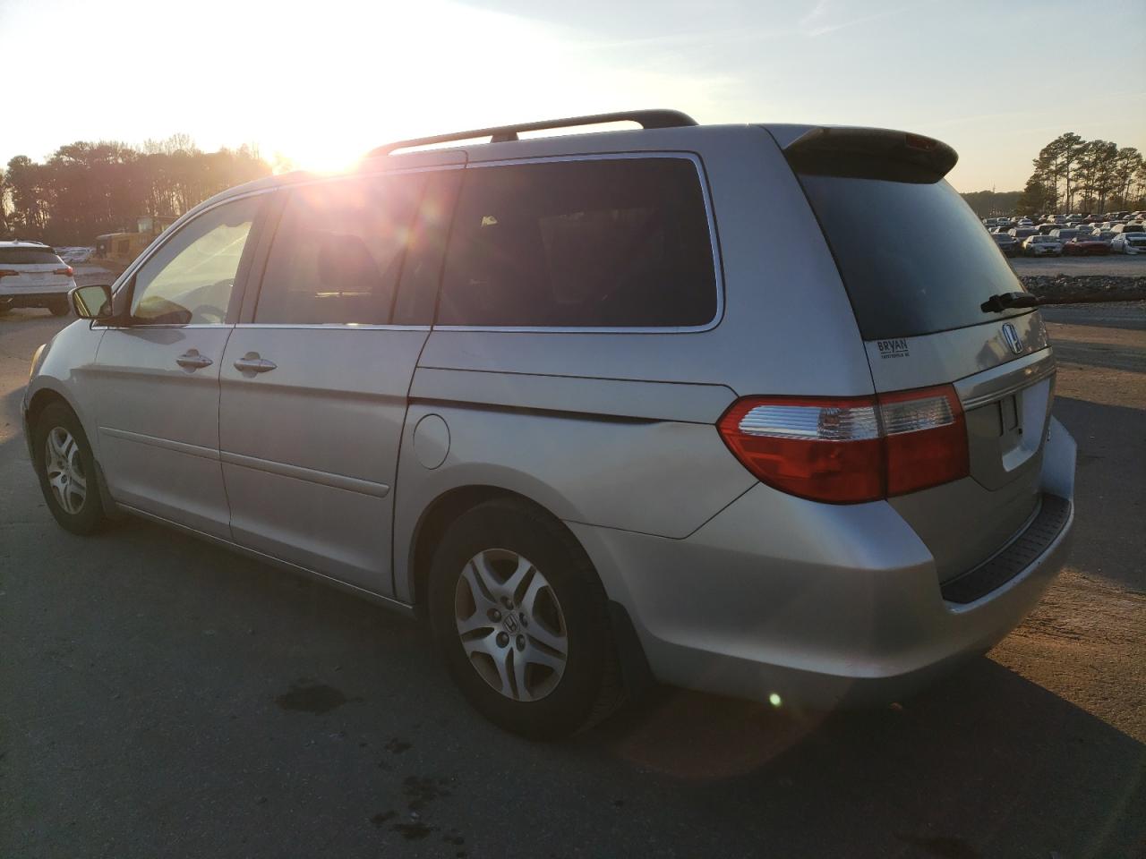 Изображение 2 2005 HONDA ODYSSEY EXL 2005 с VIN 5FNRL38655B036820