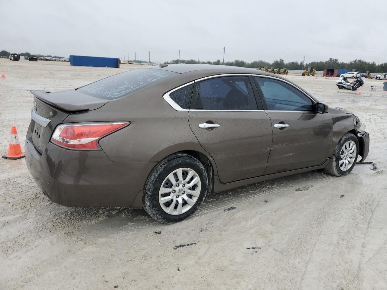 Obraz 3 z 2015 NISSAN ALTIMA 2.5 2015 z VIN 1N4AL3AP3FC433513