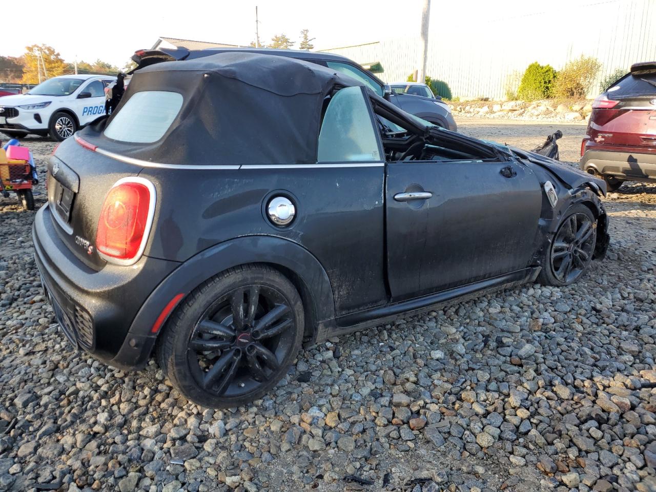 Image 3 of 2018 MINI COOPER S 2018 with VIN WMWWG9C51J3D22597