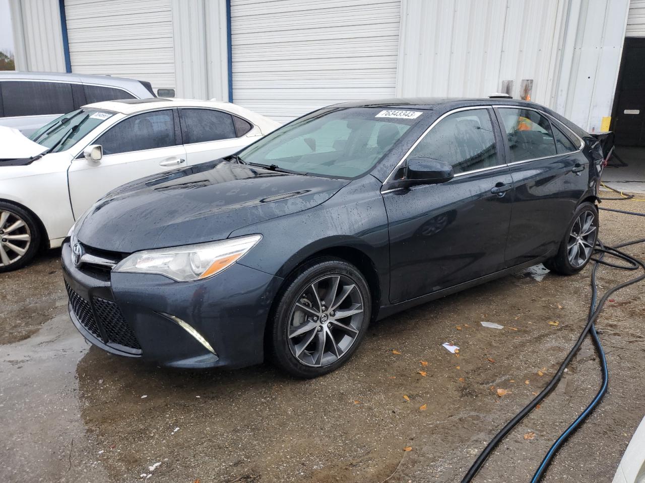 Obraz 1 z 2015 TOYOTA CAMRY LE 2015 z VIN 4T1BF1FK6FU494027