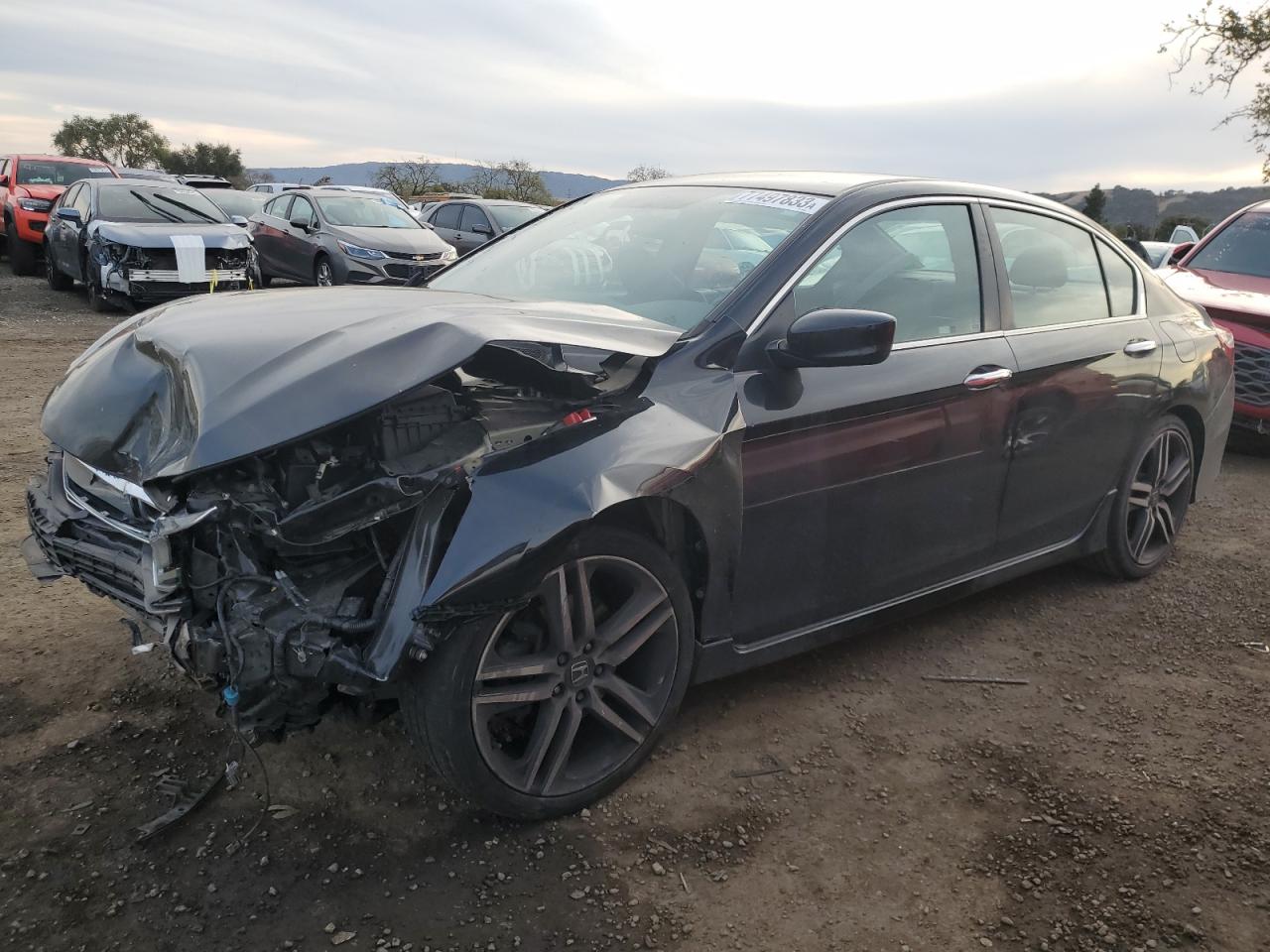 Изображение 1 2017 HONDA ACCORD SPORT 2017 с VIN 1HGCR2F5XHA186896