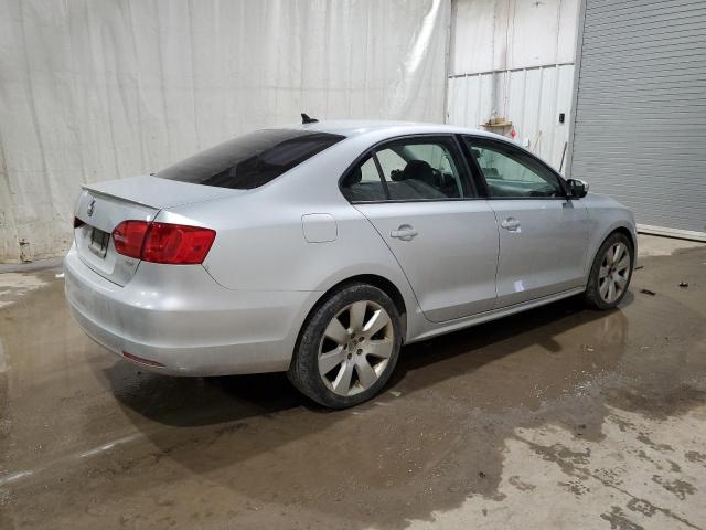 Image 3 of 2011 VOLKSWAGEN JETTA TDI 2011 with VIN 3VW3L7AJ9BM101006