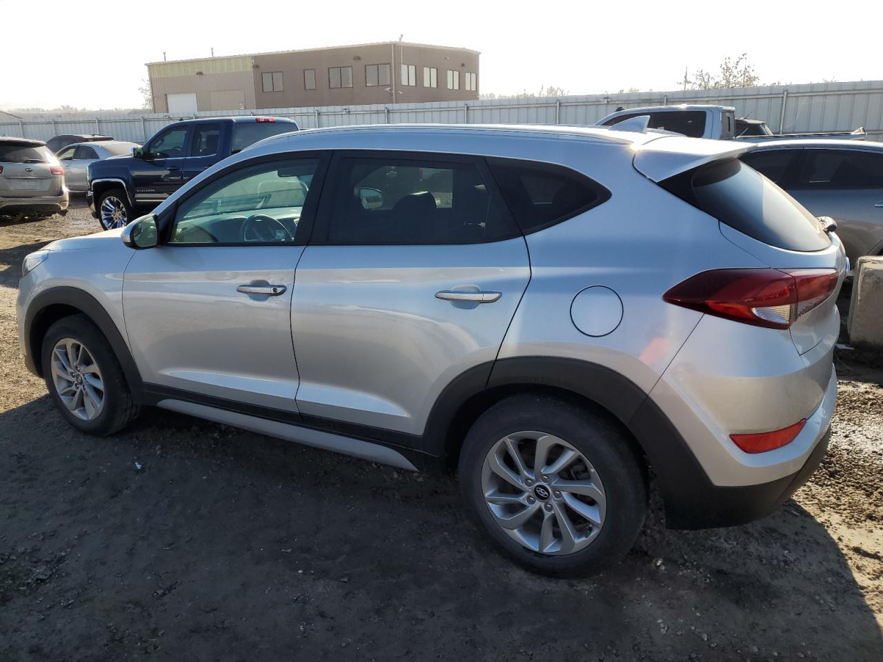 Obraz 2 z 2018 HYUNDAI TUCSON SEL 2018 z VIN KM8J33A41JU615399