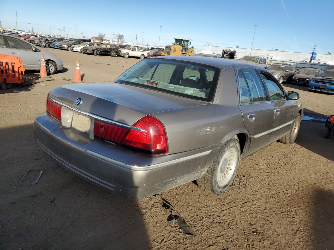 Obraz 3 z 2001 MERCURY GRAND MARQUIS LS 2001 z VIN 2MEFM75W11X650896