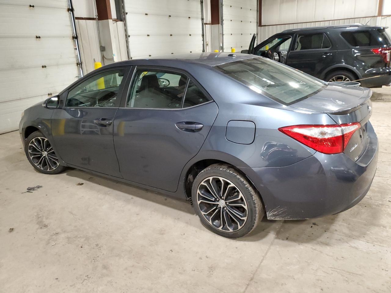 Image 2 of 2015 TOYOTA COROLLA L 2015 with VIN 2T1BURHE5FC381036