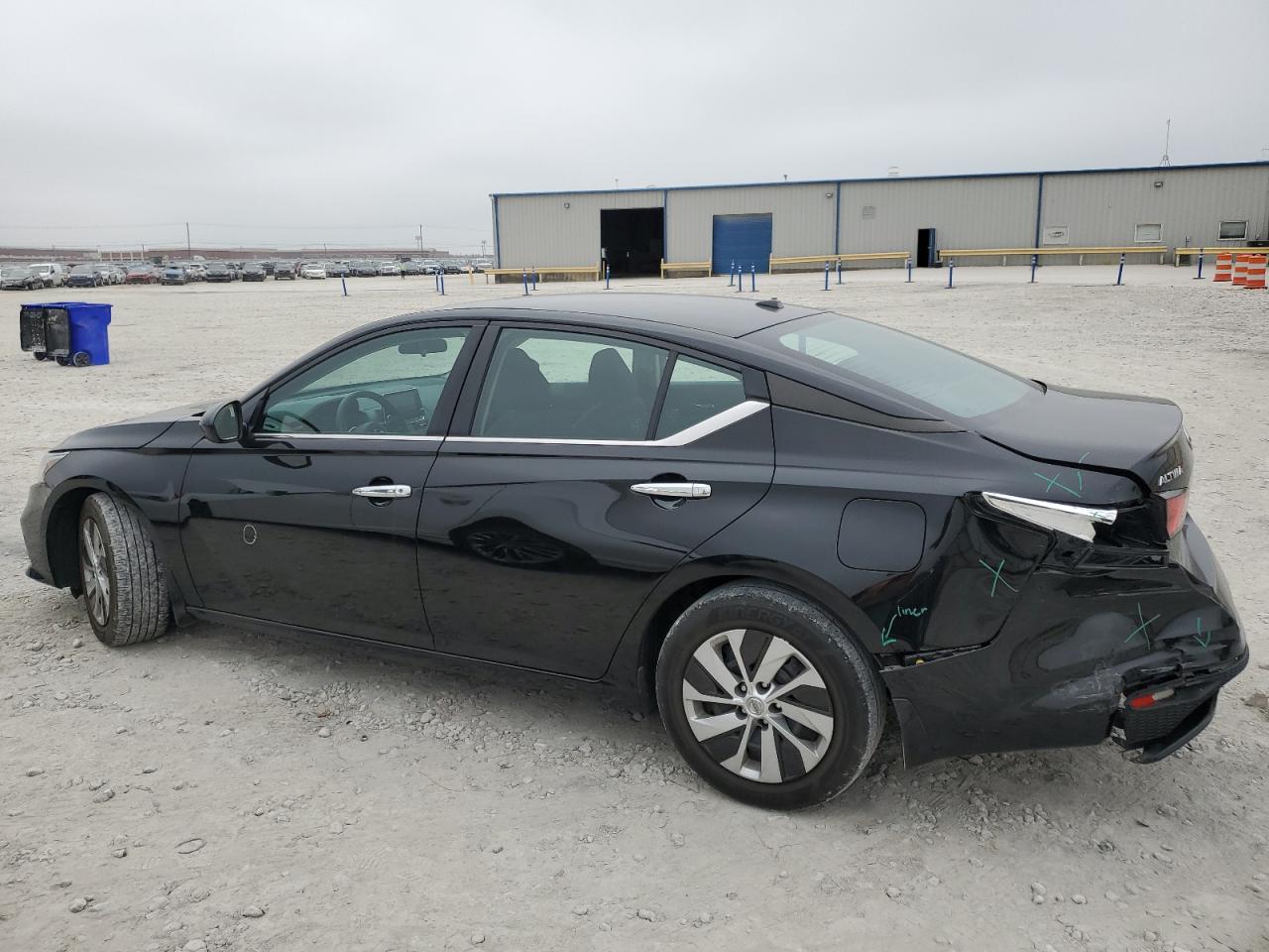 Изображение 2 2019 NISSAN ALTIMA S 2019 с VIN 1N4BL4BV3KC136680
