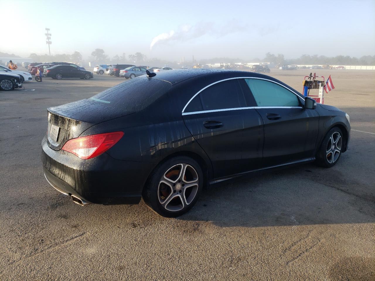 Obraz 3 z 2014 MERCEDES-BENZ CLA 250 2014 z VIN WDDSJ4EB5EN043157