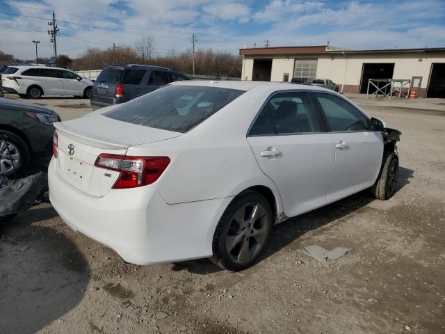 Obraz 3 z 2014 TOYOTA CAMRY SE 2014 z VIN 4T1BK1FK0EU547556