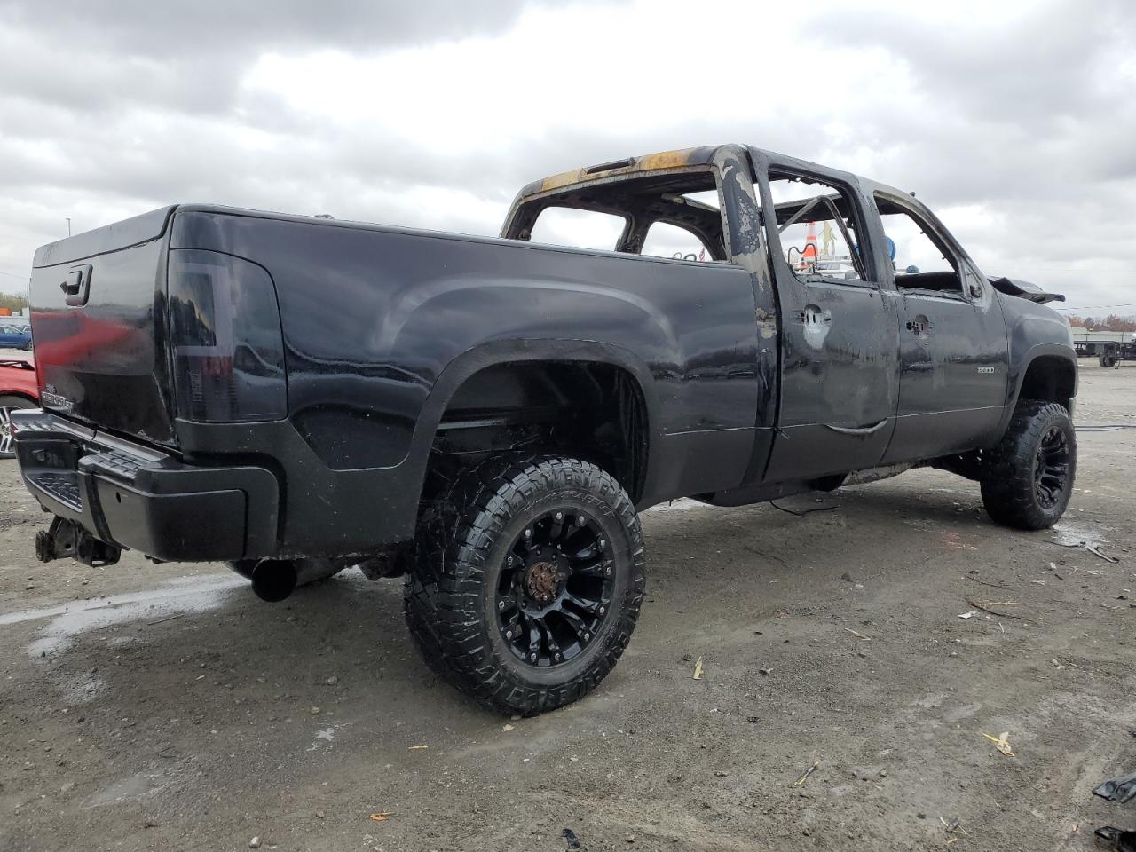 Image 3 of 2013 GMC SIERRA K2500 SLT 2013 with VIN 1GT121E82DF186162