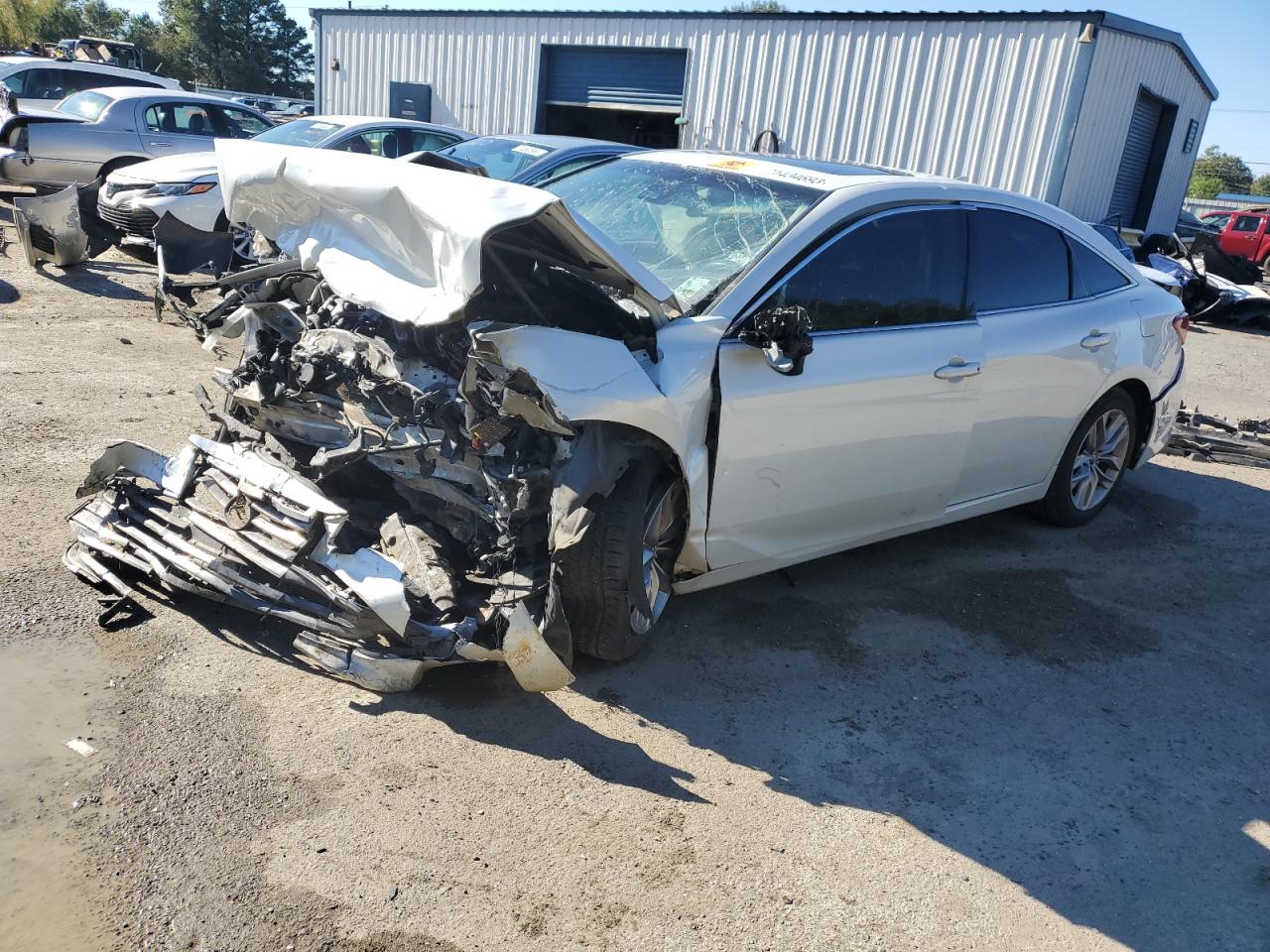 2019 TOYOTA AVALON XLE 2019 image
