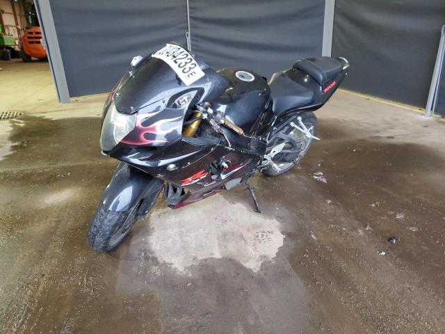 Image 2 of 2004 SUZUKI GSX-R1000  2004 with VIN JS1GT75A442102440