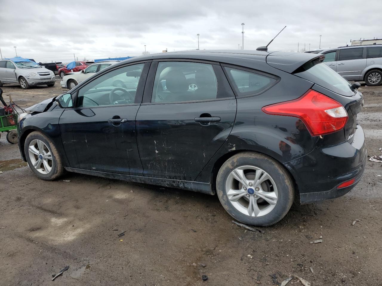 Image 2 of 2014 FORD FOCUS SE 2014 with VIN 1FADP3K29EL340157