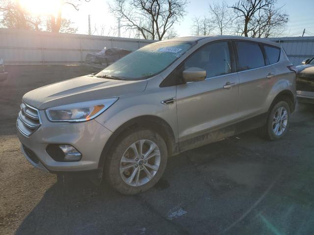 Image 1 of 2017 FORD ESCAPE SE 2017 with VIN 1FMCU9G97HUE68043