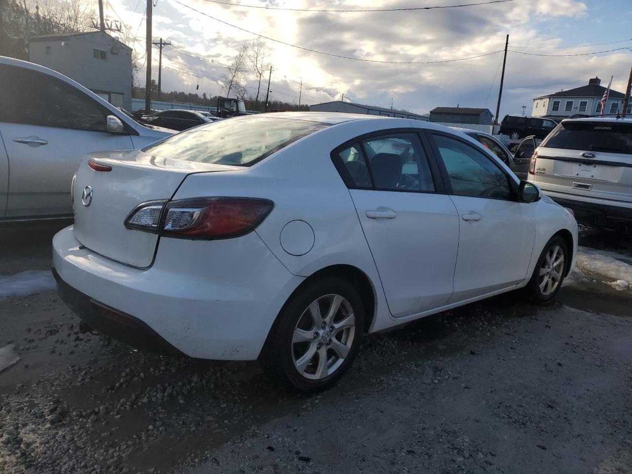 Image 3 of 2010 MAZDA 3 I 2010 with VIN JM1BL1SG8A1251652