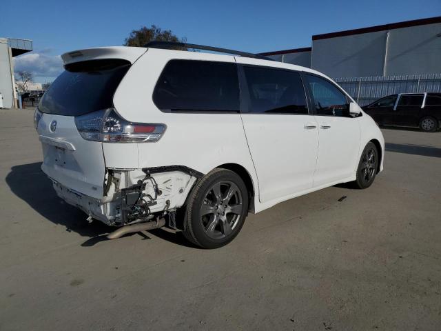 Obraz 3 z 2017 TOYOTA SIENNA SE 2017 z VIN 5TDXZ3DC2HS778898