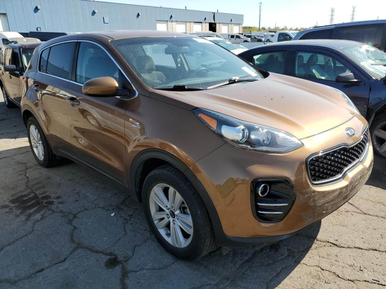Изображение 1 2018 KIA SPORTAGE LX 2018 с VIN KNDPMCAC8J7463347