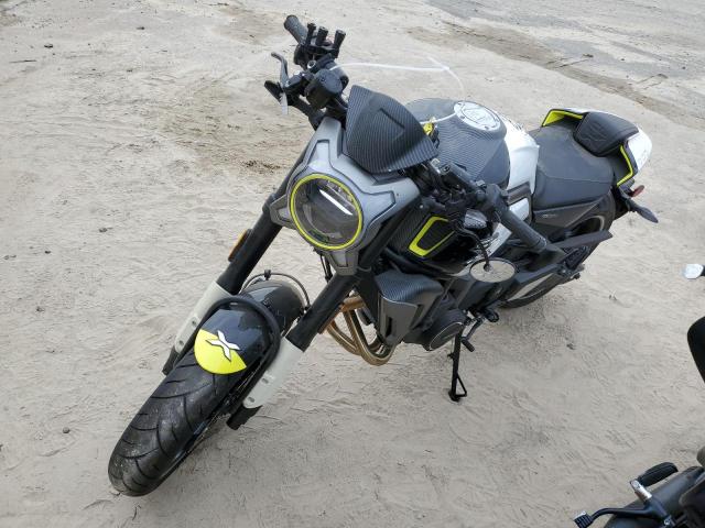 Obraz 2 z 2022 CFMO 700CL-X 2022 z VIN LCEPEWL16N6003254