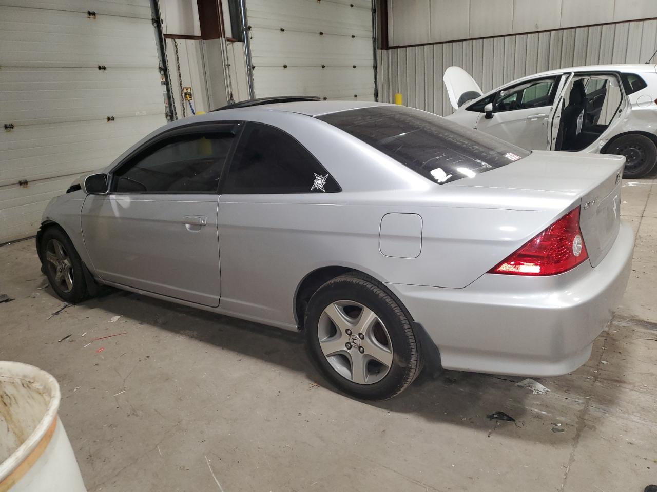 Изображение 2 2005 HONDA CIVIC EX 2005 с VIN 1HGEM22945L022219