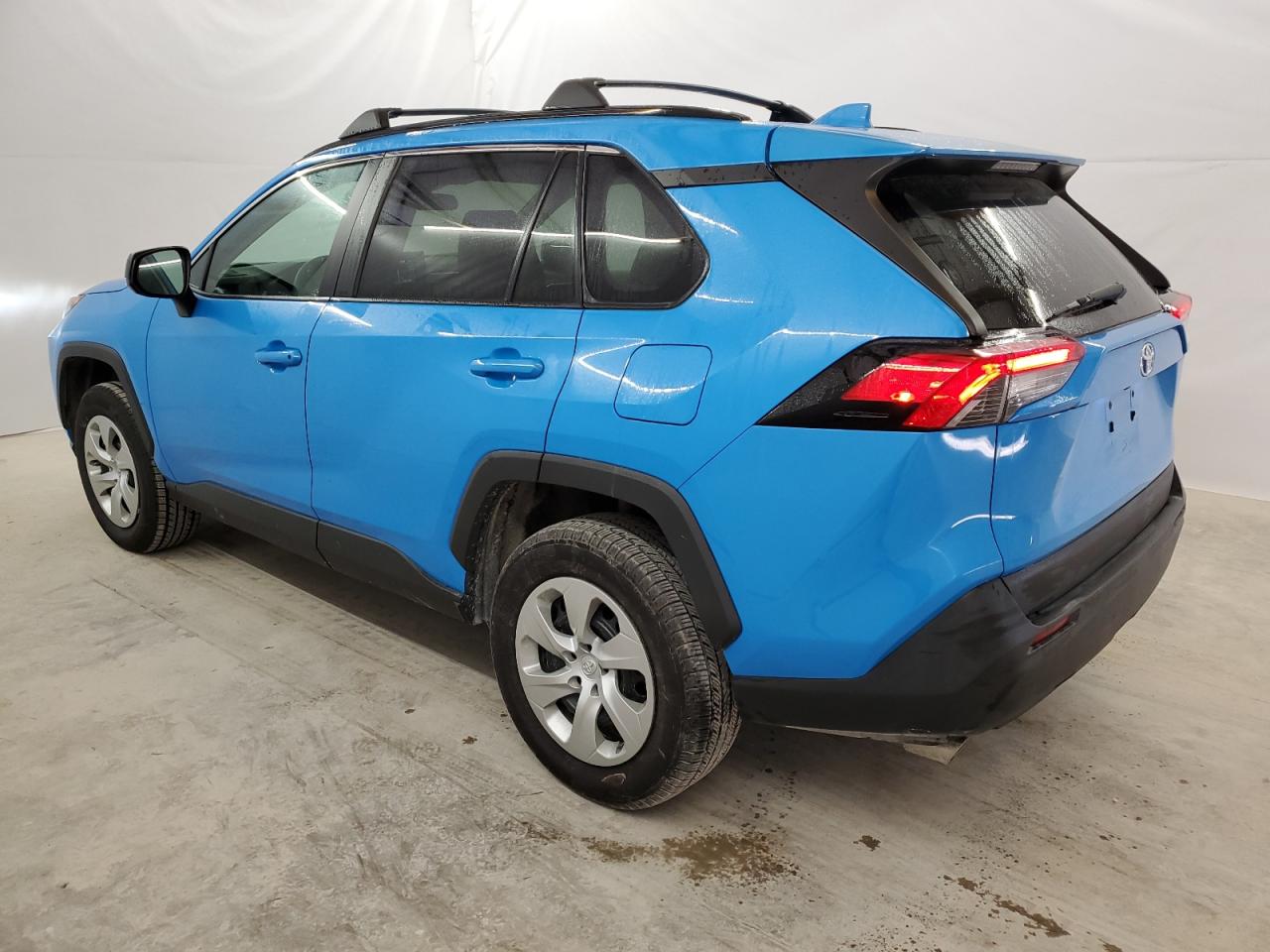 Изображение 2 2019 TOYOTA RAV4 LE 2019 с VIN 2T3H1RFV2KC023187
