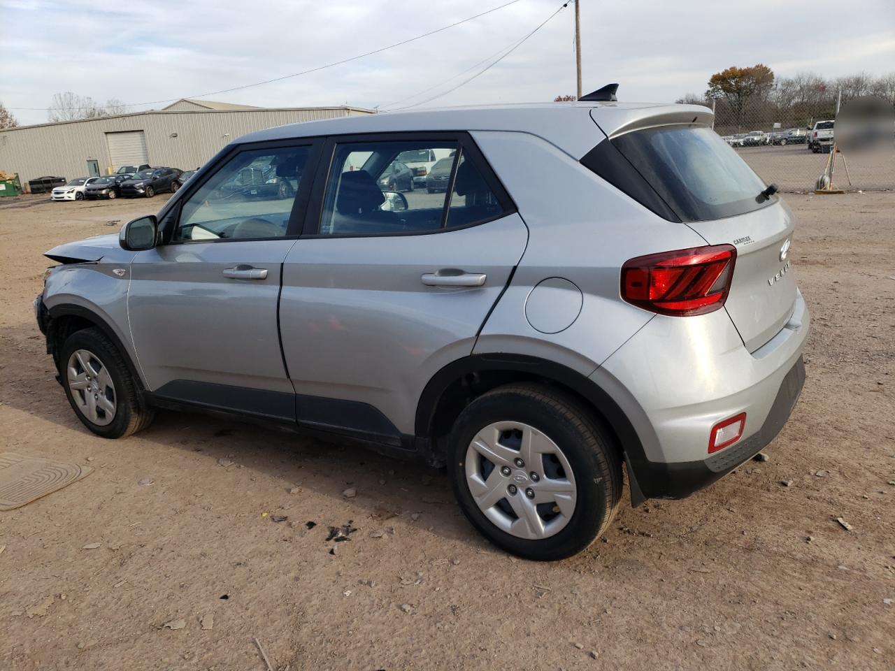Изображение 2 2020 HYUNDAI VENUE SE 2020 с VIN KMHRB8A30LU038555