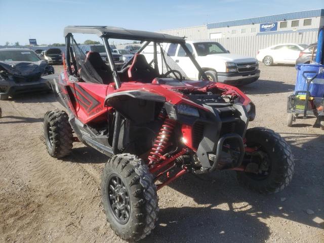 Obraz 1 z 2020 HONDA SXS1000 S2R 2020 z VIN 1HFVE054XL4100015