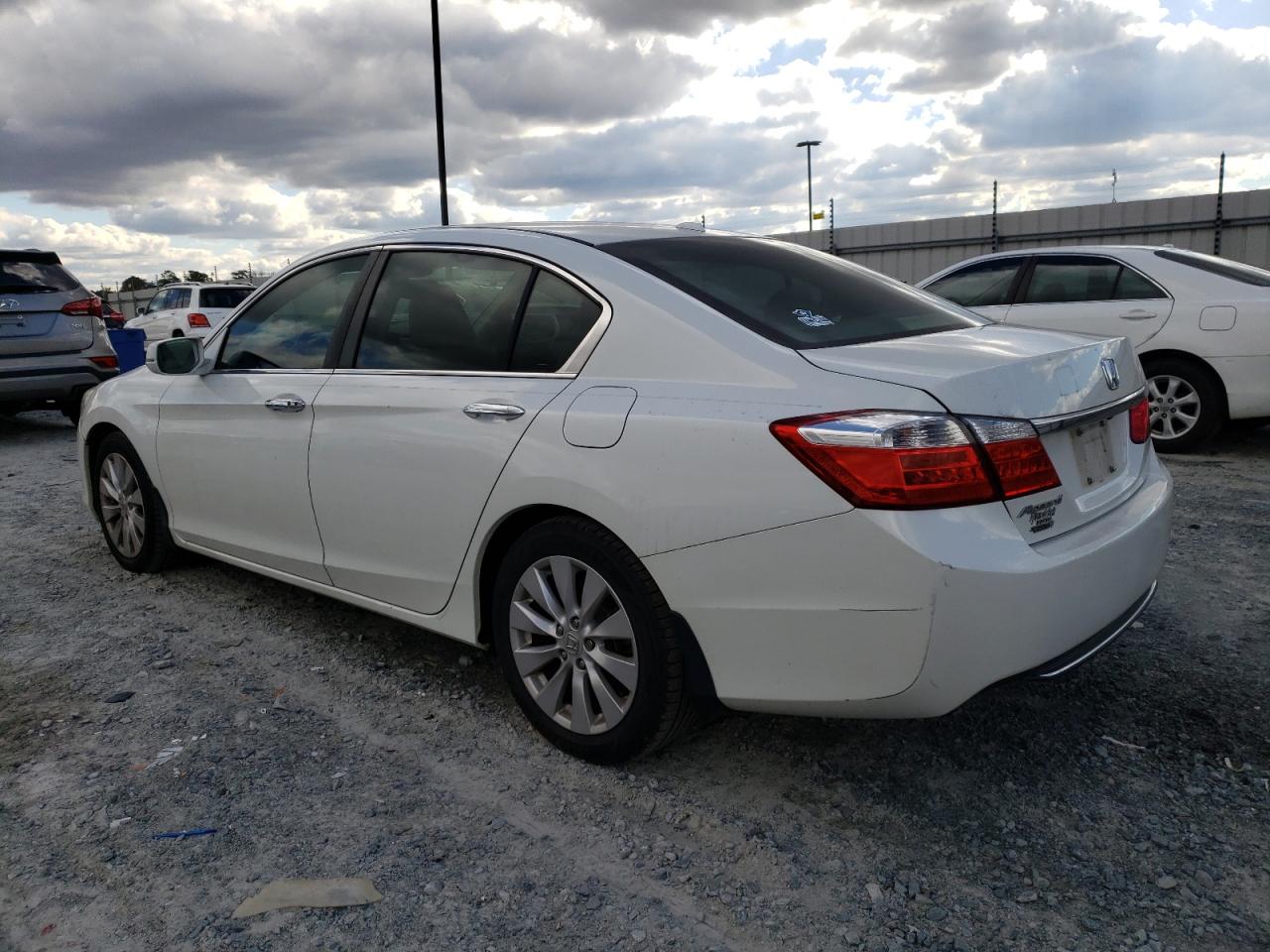 Image 2 of 2014 HONDA ACCORD EXL 2014 with VIN 1HGCR2F80EA119360