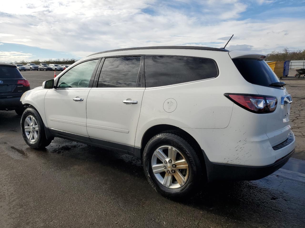 Image 2 of 2013 CHEVROLET TRAVERSE LT 2013 with VIN 1GNKRJKD0DJ138357