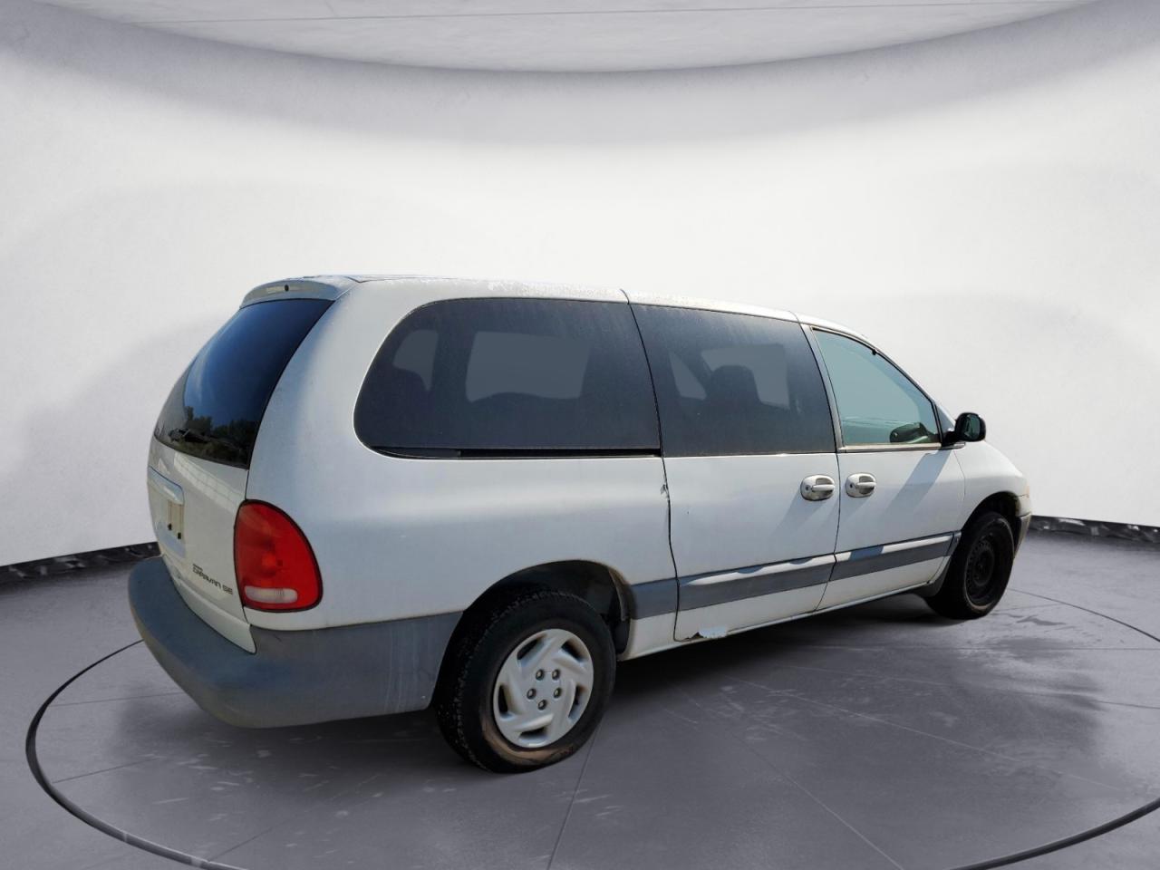 Image 3 of 2000 DODGE GRAND CARAVAN SE 2000 with VIN 1B4GP44R3YB750919