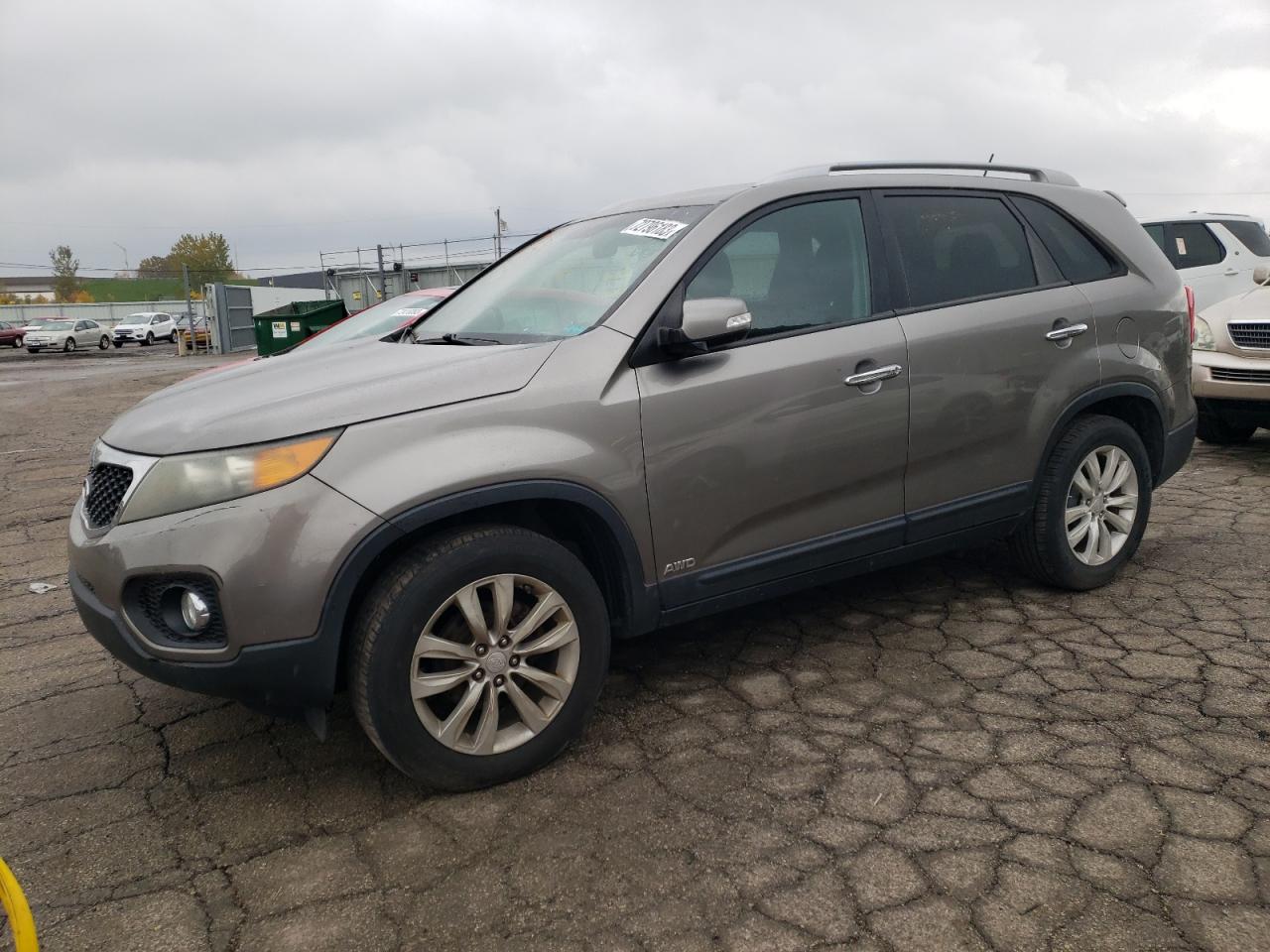 Image 1 of 2011 KIA SORENTO EX 2011 with VIN 5XYKUDA2XBG055556