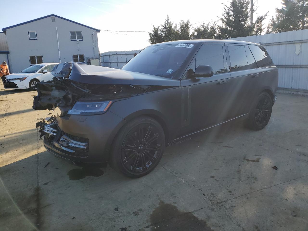 Obraz 1 z 2023 LAND ROVER RANGE ROVER SE 2023 z VIN SALKP9FU3PA016743