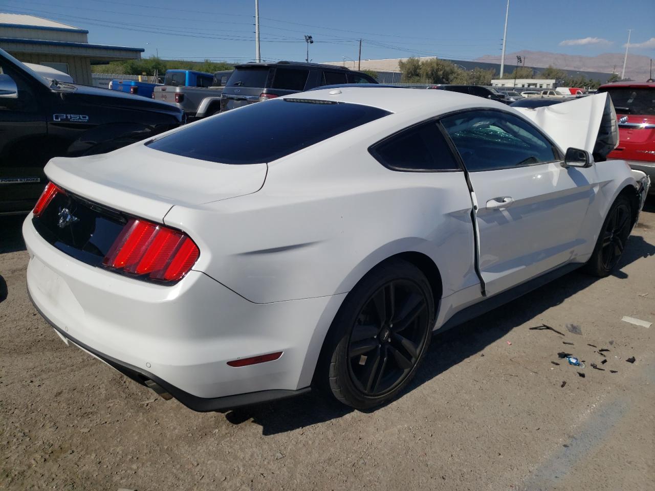 Image 3 of 2015 FORD MUSTANG  2015 with VIN 1FA6P8TH8F5319265