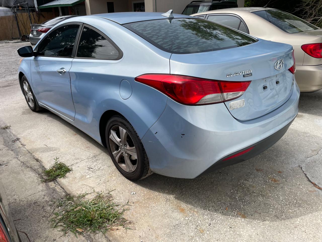 Obraz 3 z 2013 HYUNDAI ELANTRA COUPE GS 2013 z VIN KMHDH6AE1DU000526