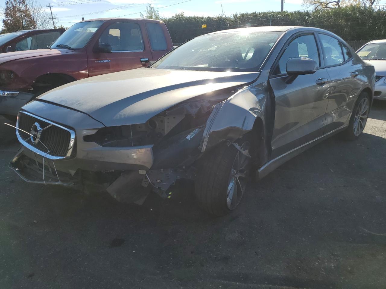 Obraz 2019 VOLVO S60 T5 MOMENTUM 2019