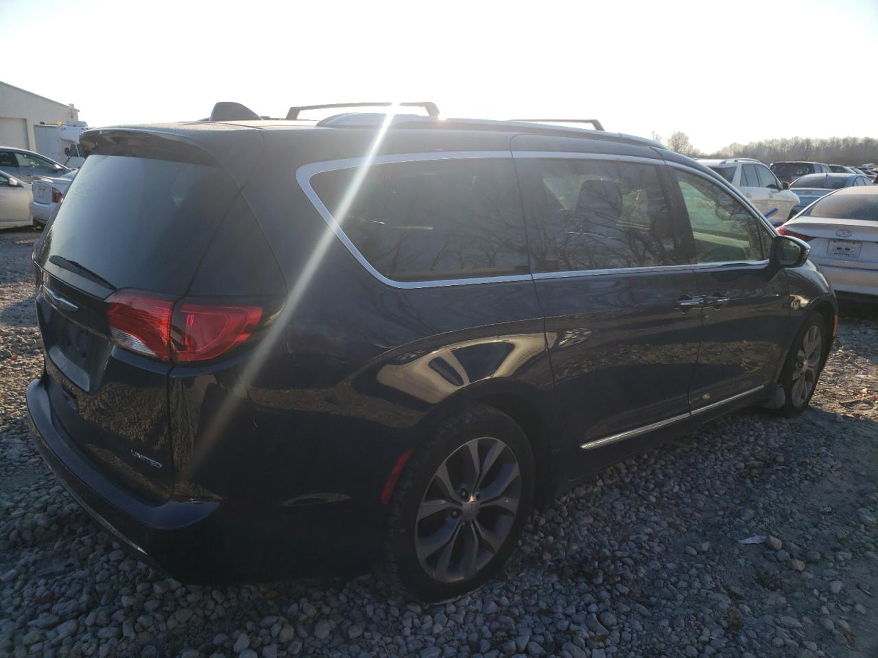 Image 3 of 2020 CHRYSLER PACIFICA LIMITED 2020 with VIN 2C4RC1GG3LR145356