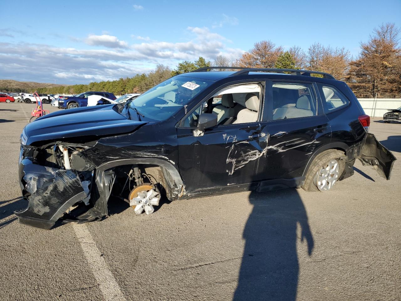 Obraz 1 z 2019 SUBARU FORESTER  2019 z VIN JF2SKACC9KH453487