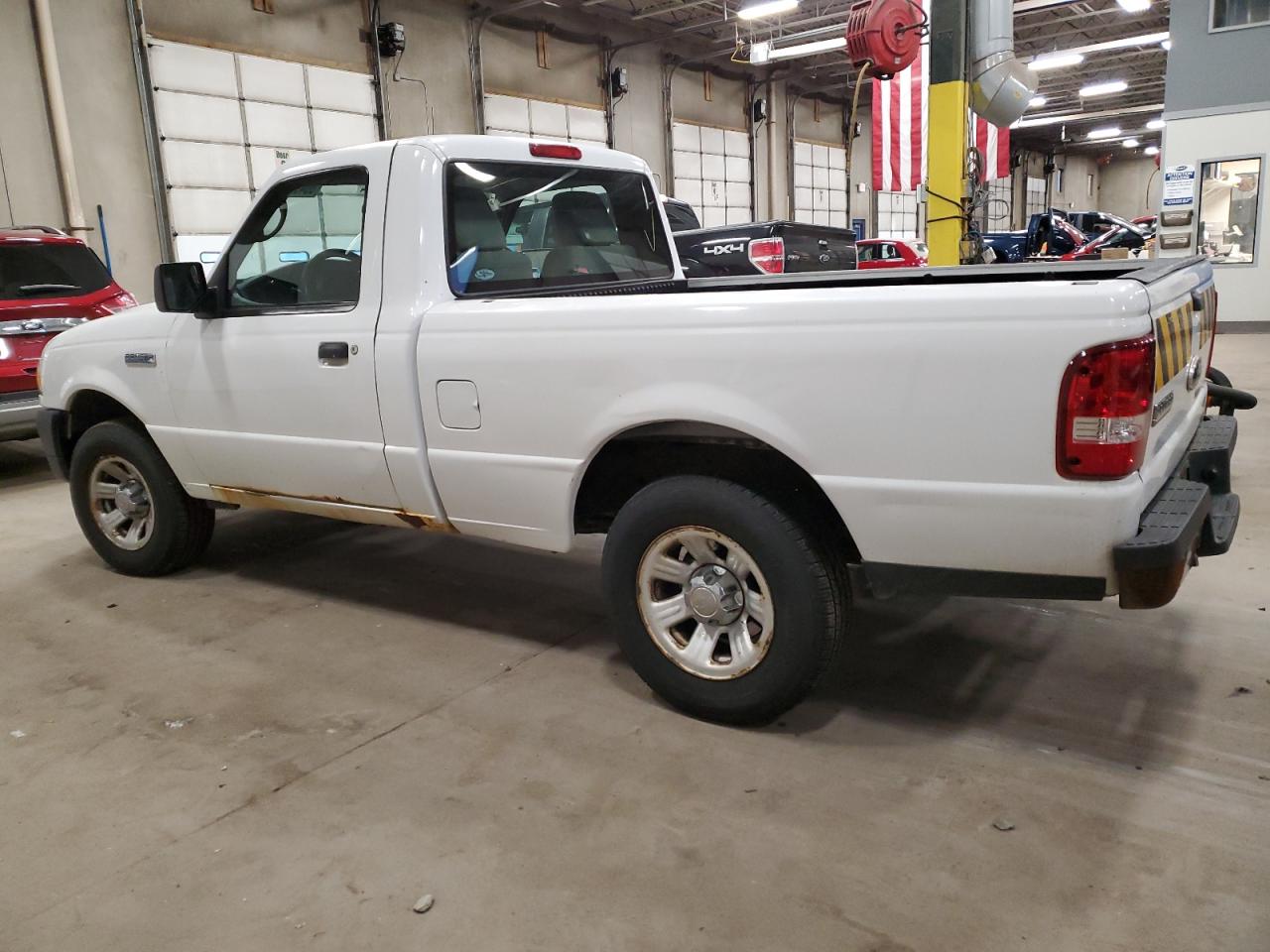 Изображение 2 2010 FORD RANGER  2010 с VIN 1FTKR1AD3APA60563