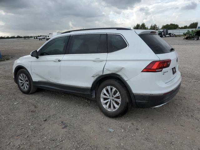 Obraz 2 z 2018 VOLKSWAGEN TIGUAN SE 2018 z VIN 3VV3B7AXXJM068401