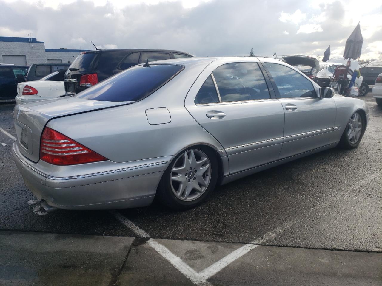 Obraz 3 z 2001 MERCEDES-BENZ S 600 2001 z VIN WDBNG78J01A138414