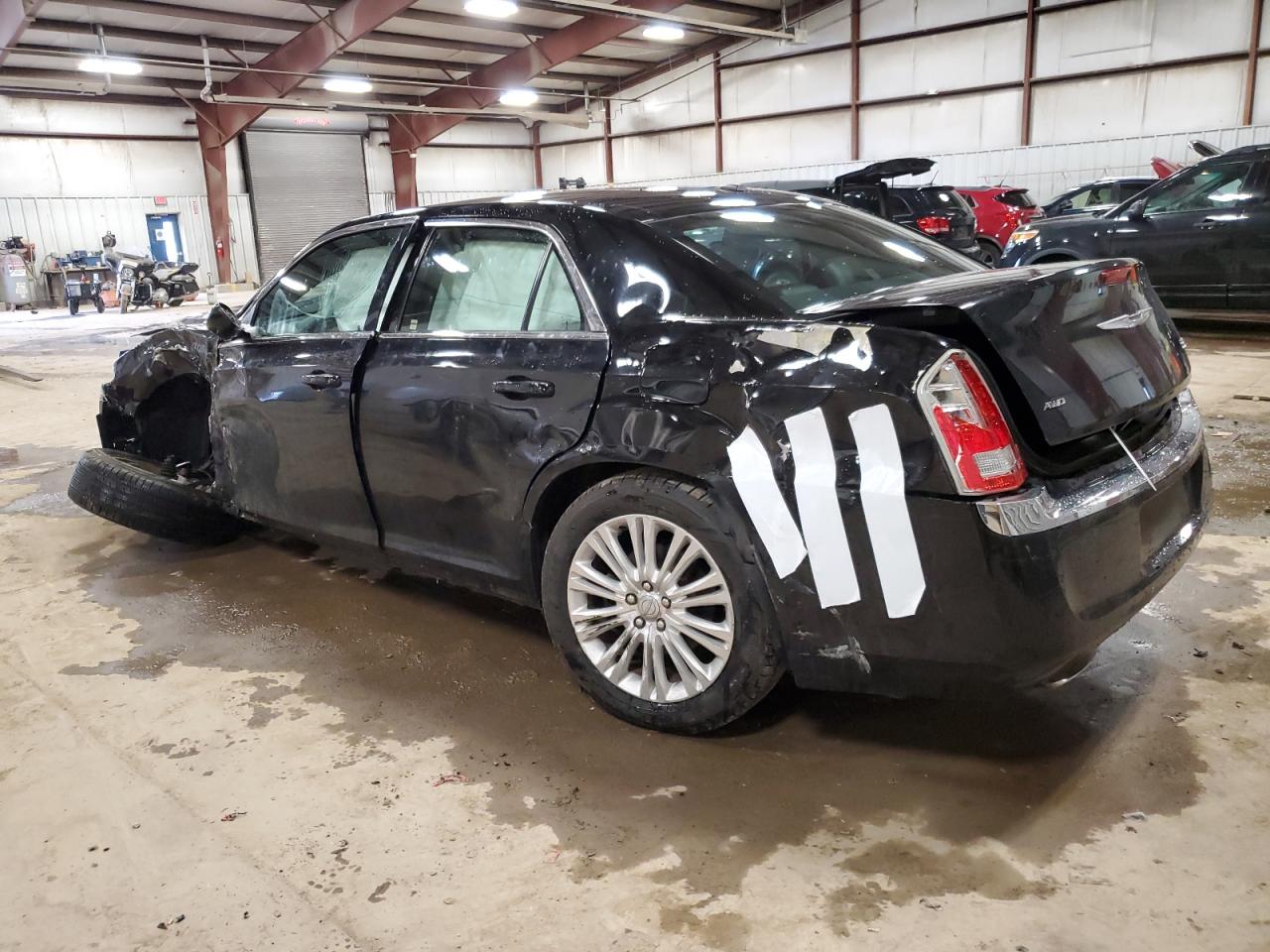 Image 2 of 2013 CHRYSLER 300  2013 with VIN 2C3CCARG7DH505422