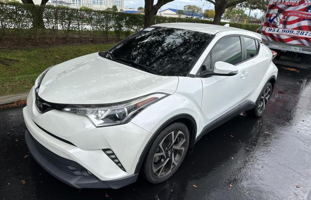 Obraz 2 z 2019 TOYOTA C-HR XLE 2019 z VIN JTNKHMBX2K1016311