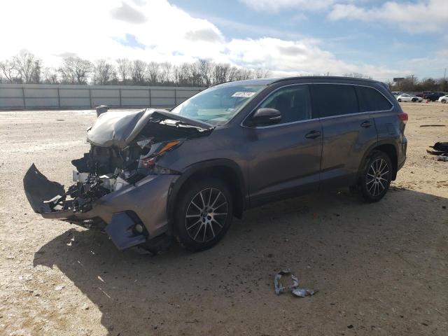 Image 1 of 2018 TOYOTA HIGHLANDER SE 2018 with VIN 5TDJZRFH4JS893834