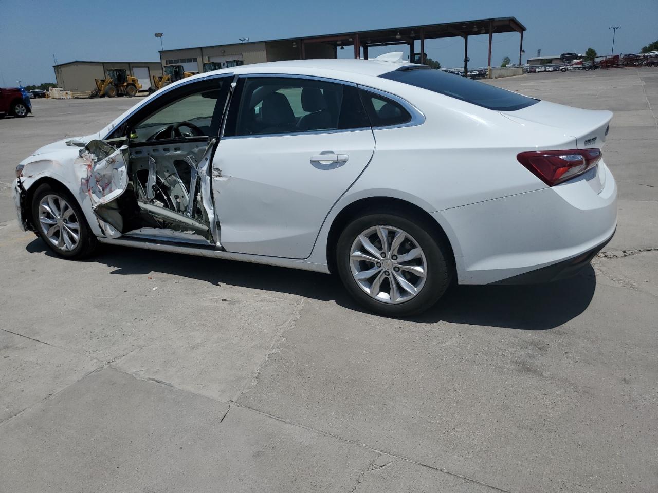 Image 2 of 2020 CHEVROLET MALIBU LT 2020 with VIN 1G1ZD5ST3LF070957