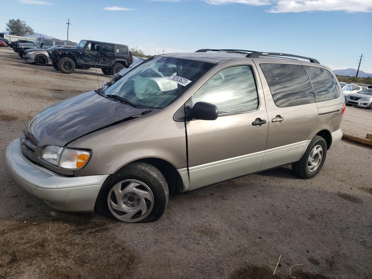 Изображение 1 1999 TOYOTA SIENNA LE 1999 с VIN 4T3ZF13C3XU102481