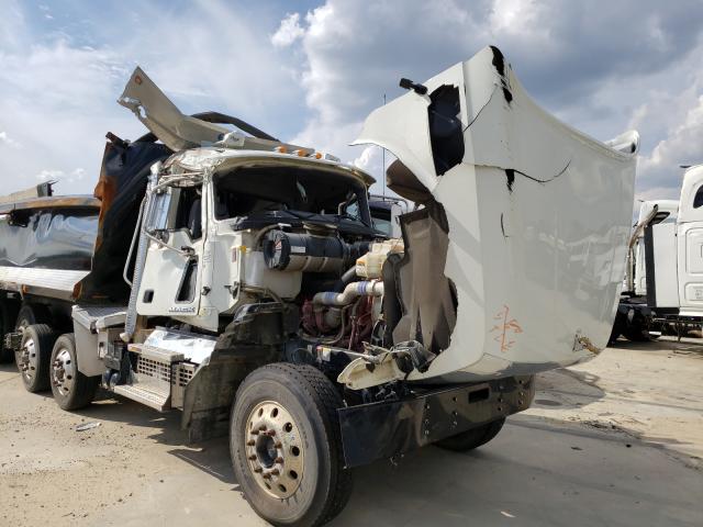 Image 1 of 2018 MACK 700 GU700 2018 with VIN 1M2AX04C0JM039410